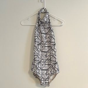 ELEVE DANCE BODYSUIT SIZE LARGE